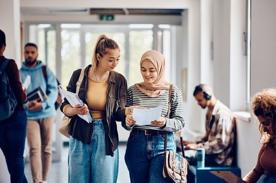 Apa Itu Kuliah Kelas Karyawan, Ini Penjelasan Lengkapnya
